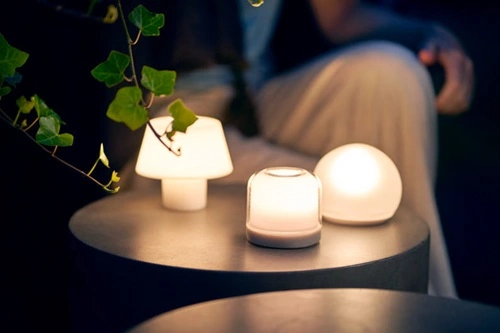 Genopladelige LED lys, Duni, 7x4cm, 13 timer, Flerfarvet med varm hvid, med oplader, Duni, (1 sæt á 12 stk.)