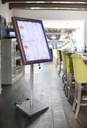 LED Informationsdisplay til 4xA4 med 125 cm stander, Securit® CLASSIC, flere farver, (1 sæt)
