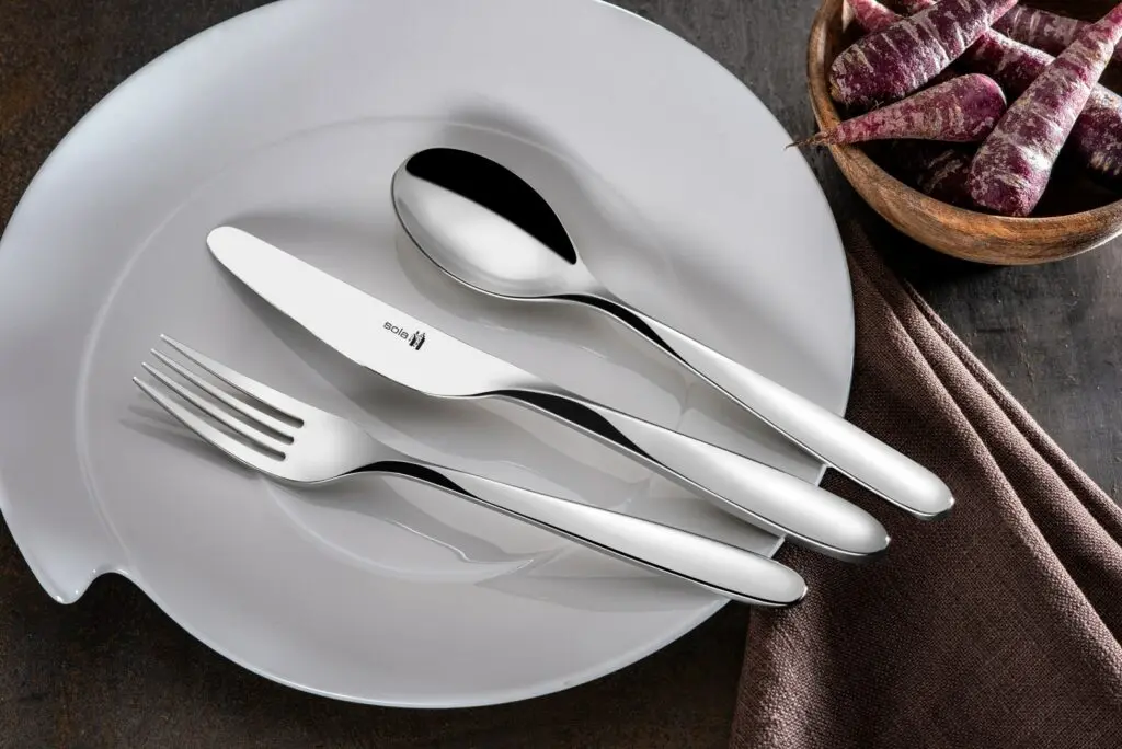Sola Twist.webp